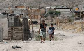 Cae numero de pobres en 8.3 millones en 2 años.