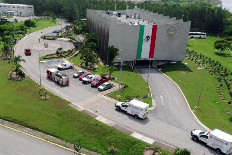 Se suicida marino que recibió $100 mil por huachi-buque