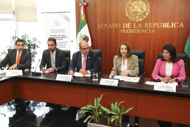 Visita Embajador de Jordania al Senado de la Republica