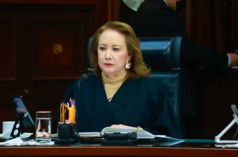 Defiende Yasmín Esquivel Incluir los Delitos de Violencia Familiar en las Fiscalías de Género