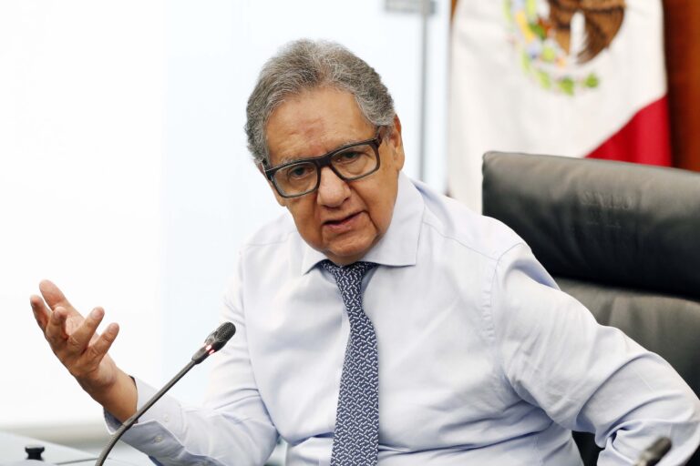 La Belisario Domínguez a “JuanGa”, Propone el Líder del Senado